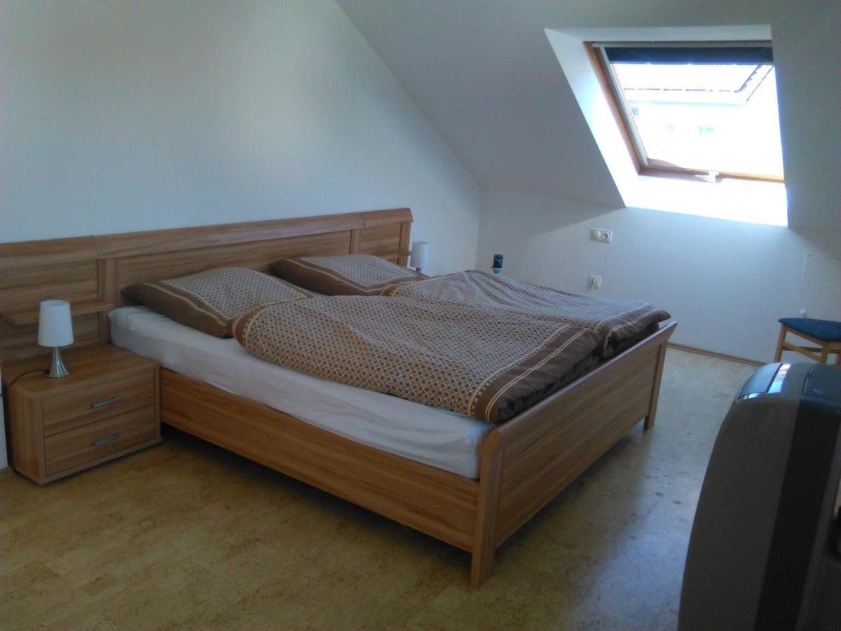 Ferienwohnung Kuepfer Grafenberg  Ngoại thất bức ảnh
